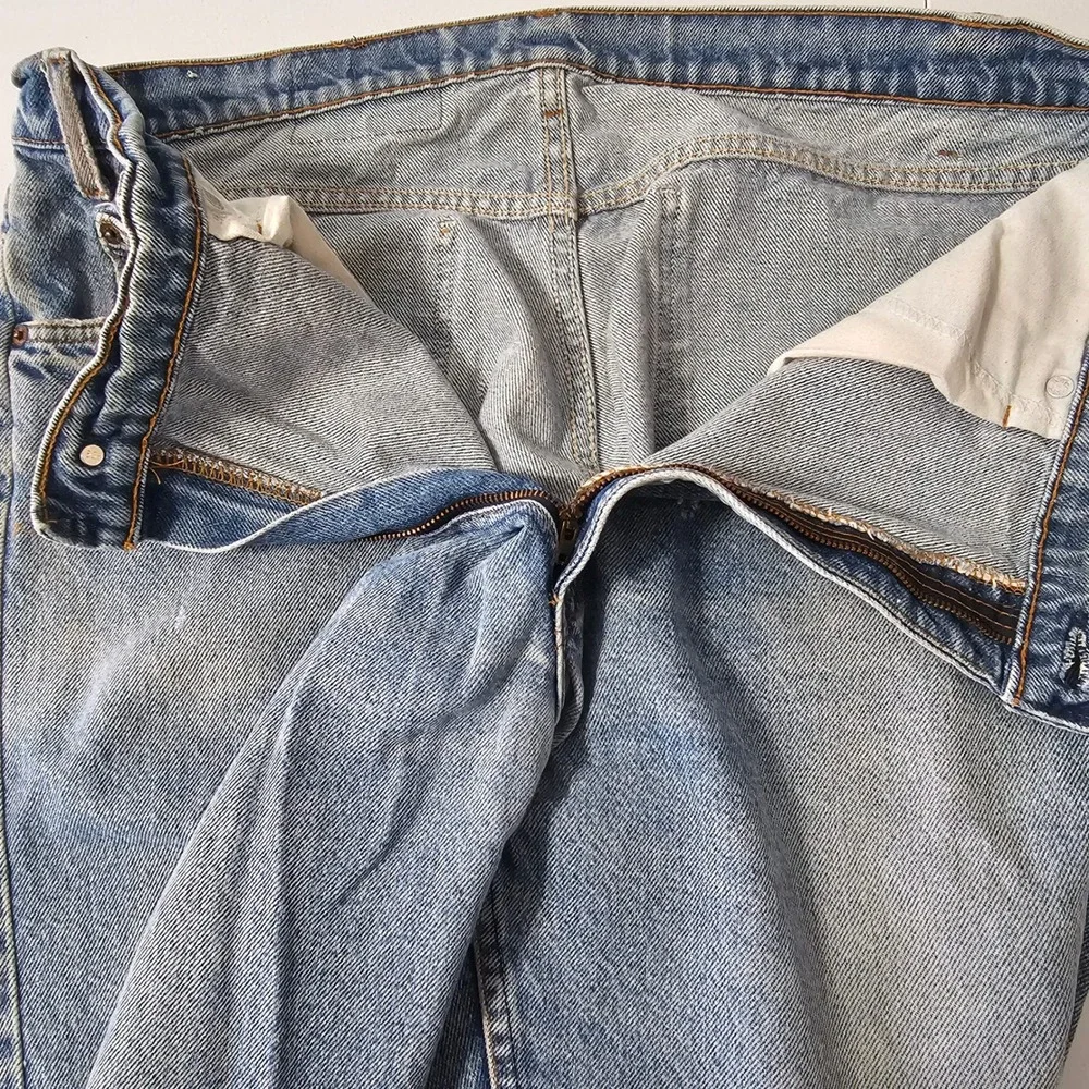 Vintage Levis 505 Orange Tab Jeans 38x31 Light‎ Wash USA Grunge Distressed Retro